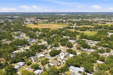 Casa en venta en Saint Petersburg, Florida, 4 dormitorios, 265.42 m2 № 2221731 - foto 12