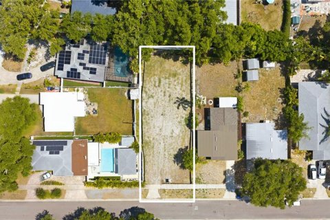 Casa en venta en Saint Petersburg, Florida, 4 dormitorios, 265.42 m2 № 2221731 - foto 6