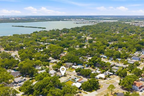 Casa en venta en Saint Petersburg, Florida, 4 dormitorios, 265.42 m2 № 2221731 - foto 10