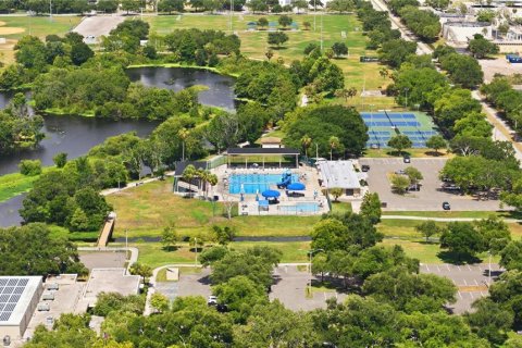 Casa en venta en Saint Petersburg, Florida, 4 dormitorios, 265.42 m2 № 2221731 - foto 8