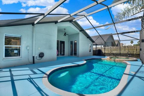 Villa ou maison à vendre à Wesley Chapel, Floride: 4 chambres, 171.87 m2 № 2420045 - photo 26