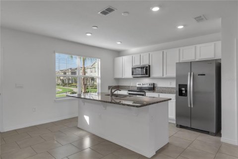Adosado en venta en Winter Garden, Florida, 3 dormitorios, 145.67 m2 № 1900665 - foto 7