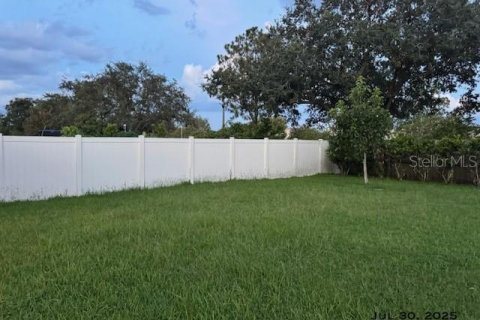 House in Orlando, Florida 3 bedrooms, 112.88 sq.m. № 1917189 - photo 13