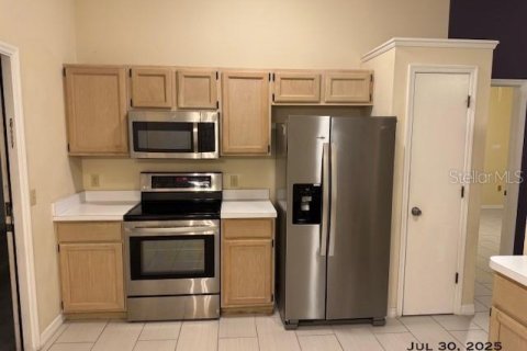 House in Orlando, Florida 3 bedrooms, 112.88 sq.m. № 1917189 - photo 10