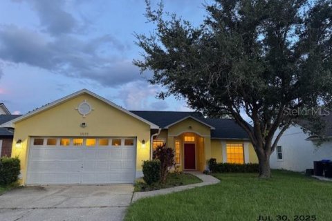 House in Orlando, Florida 3 bedrooms, 112.88 sq.m. № 1917189 - photo 1