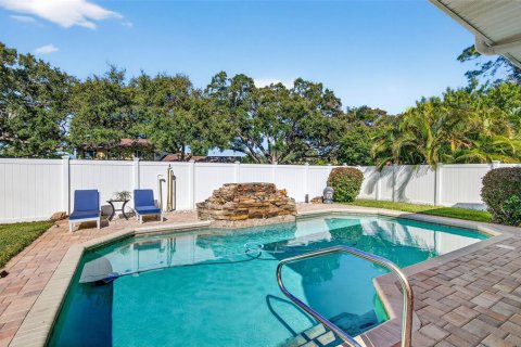 House in Clearwater, Florida 3 bedrooms, 178.56 sq.m. № 2117648 - photo 4
