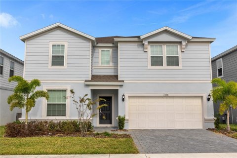 Casa en Davenport, Florida 10 dormitorios, 408.68 m2 № 2125231