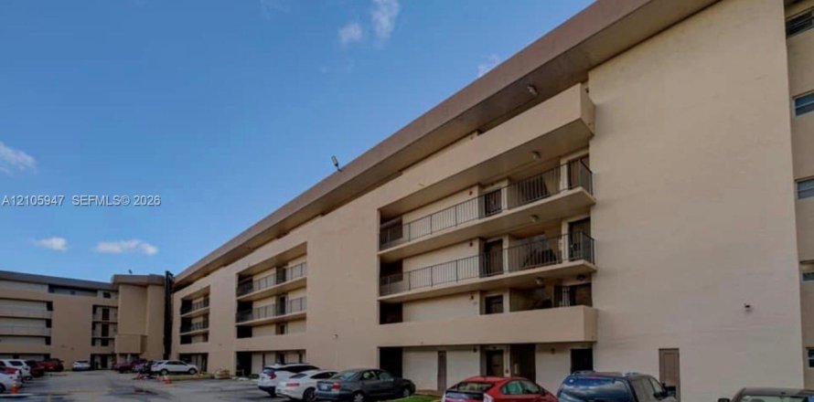 Appartement à Miami, Floride 2 chambres, 99.78 m2 № 2414573