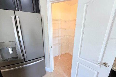 Купить виллу или дом в Уимаума, Флорида 11 комнат, 142.7м2, № 2232379 - фото 18