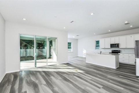 House in Parrish, Florida 5 bedrooms, 303.51 sq.m. № 2156770 - photo 3