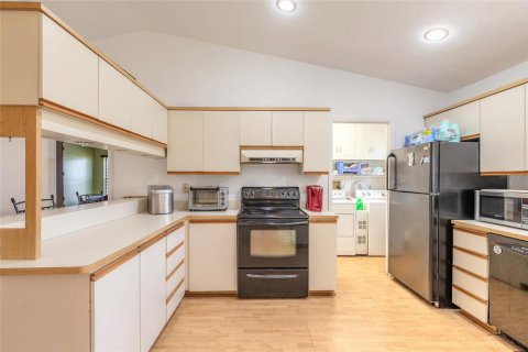 Casa en venta en New Smyrna Beach, Florida, 3 dormitorios, 150.69 m2 № 1723202 - foto 14