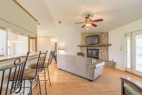 Casa en venta en New Smyrna Beach, Florida, 3 dormitorios, 150.69 m2 № 1723202 - foto 11