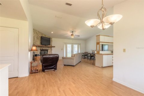 Casa en venta en New Smyrna Beach, Florida, 3 dormitorios, 150.69 m2 № 1723202 - foto 7