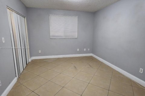 Condo in Davie, Florida, 3 bedrooms  № 1472223 - photo 30