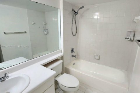 Condo in Davie, Florida, 3 bedrooms  № 1472223 - photo 20