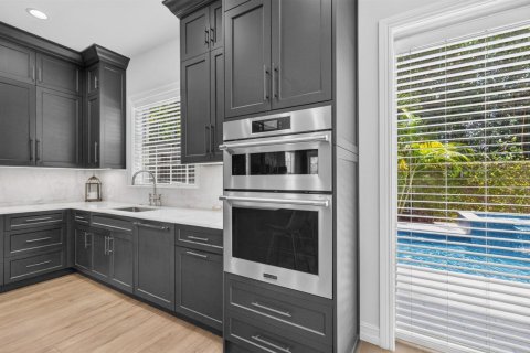 Villa ou maison à vendre à Fort Lauderdale, Floride: 4 chambres, 260.13 m2 № 2191600 - photo 13
