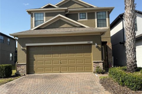 Casa en alquiler en Brandon, Florida, 4 dormitorios, 243.4 m2 № 1910318 - foto 1