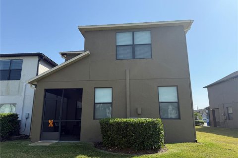Casa en alquiler en Brandon, Florida, 4 dormitorios, 243.4 m2 № 1910318 - foto 18