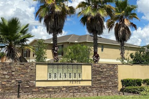 Casa en alquiler en Brandon, Florida, 4 dormitorios, 243.4 m2 № 1910318 - foto 20