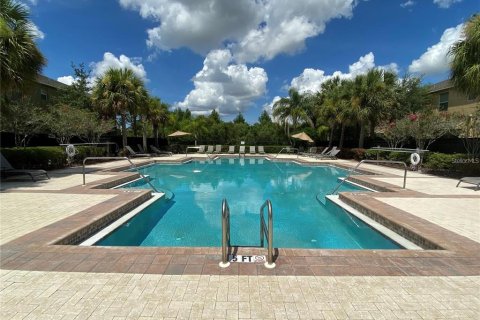 Casa en alquiler en Brandon, Florida, 4 dormitorios, 243.4 m2 № 1910318 - foto 19
