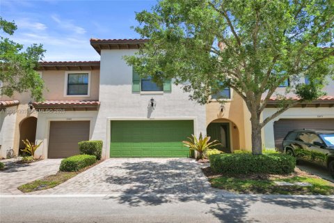 Townhouse in Sunrise, Florida 3 bedrooms, 143.63 sq.m. № 2076104 - photo 16