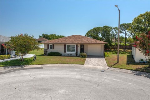 House in Lakeland, Florida 2 bedrooms, 97.08 sq.m. № 1735439 - photo 2
