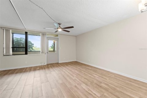 Condominio en venta en Clearwater, Florida, 3 habitaciones, 52.49 m2 № 2097809 - foto 7