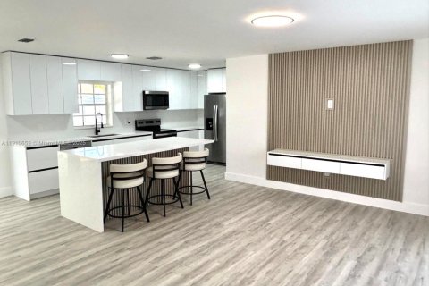 Casa en venta en Homestead, Florida, 3 dormitorios, 123.1 m2 № 1970959 - foto 16