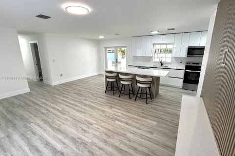 Casa en venta en Homestead, Florida, 3 dormitorios, 123.1 m2 № 1970959 - foto 10