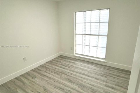 Casa en venta en Homestead, Florida, 3 dormitorios, 123.1 m2 № 1970959 - foto 21