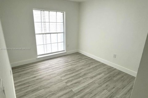 Casa en venta en Homestead, Florida, 3 dormitorios, 123.1 m2 № 1970959 - foto 23