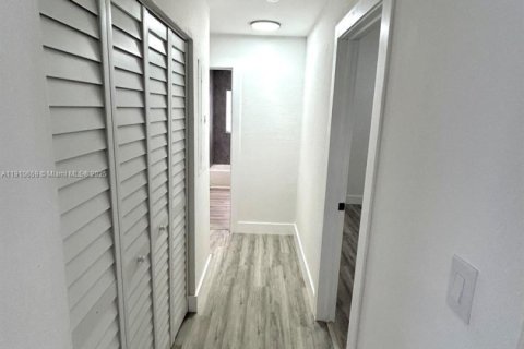 Casa en venta en Homestead, Florida, 3 dormitorios, 123.1 m2 № 1970959 - foto 19