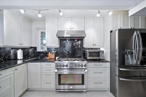 Casa en venta en Ormond Beach, Florida, 3 dormitorios, 197.88 m2 № 1796167 - foto 4