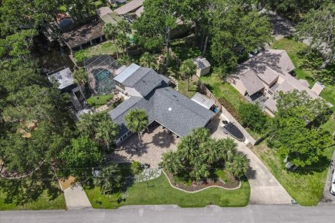 Casa en venta en Ormond Beach, Florida, 3 dormitorios, 197.88 m2 № 1796167 - foto 1