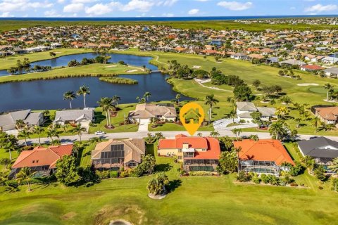 Villa ou maison à vendre à Punta Gorda, Floride: 3 chambres, 326.46 m2 № 2390866 - photo 11