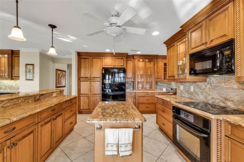 Villa ou maison à vendre à Punta Gorda, Floride: 3 chambres, 326.46 m2 № 2390866 - photo 18