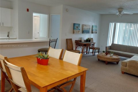Condo in Davie, Florida, 2 bedrooms  № 1796988 - photo 10