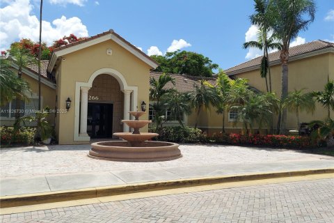 Condo in Davie, Florida, 2 bedrooms  № 1796988 - photo 4