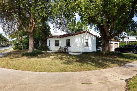 Купить виллу или дом в Майами-Шорс, Флорида 4 спальни, 266.26м2, № 1985374 - фото 5