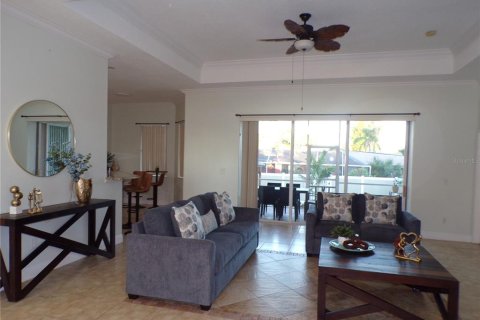 House in Port Charlotte, Florida 3 bedrooms, 195.19 sq.m. № 1733191 - photo 3