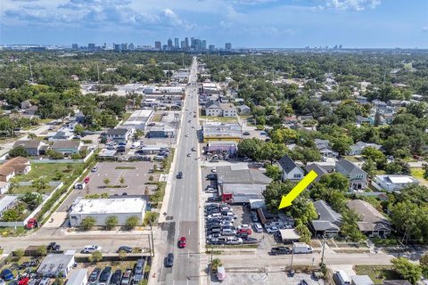Immobilier commercial à vendre à Tampa, Floride: 90.67 m2 № 2220728 - photo 9