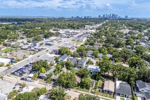 Immobilier commercial à vendre à Tampa, Floride: 90.67 m2 № 2220728 - photo 12