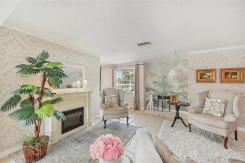 House in Apollo Beach, Florida 3 bedrooms, 157.1 sq.m. № 1734444 - photo 6