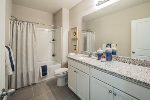 Villa ou maison à louer à Kissimmee, Floride: 4 chambres, 157.47 m2 № 2383973 - photo 29