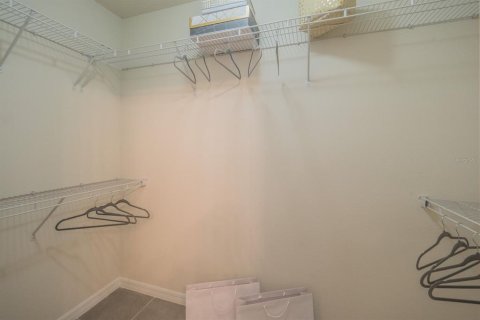 Villa ou maison à louer à Kissimmee, Floride: 4 chambres, 157.47 m2 № 2383973 - photo 26