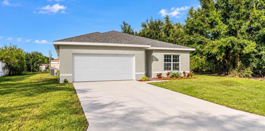 Villa ou maison à Kissimmee, Floride 4 chambres, 157.47 m2 № 2383973