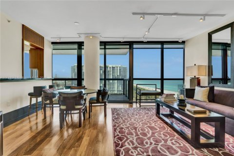 Copropriété à vendre à Miami Beach, Floride: 1 chambre, 76.27 m2 № 1985305 - photo 6