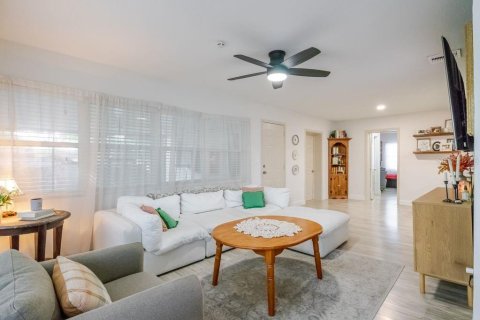 Villa ou maison à vendre à Lakeland, Floride: 4 chambres, 202.71 m2 № 2141992 - photo 10