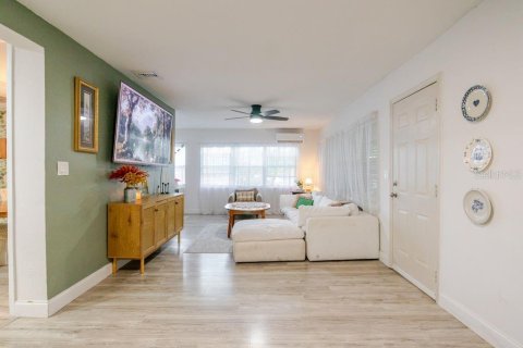 Villa ou maison à vendre à Lakeland, Floride: 4 chambres, 202.71 m2 № 2141992 - photo 8