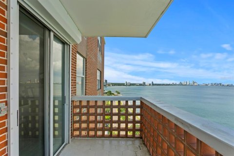 Condominio en venta en Tampa, Florida, 3 dormitorios, 140.65 m2 № 1539538 - foto 5